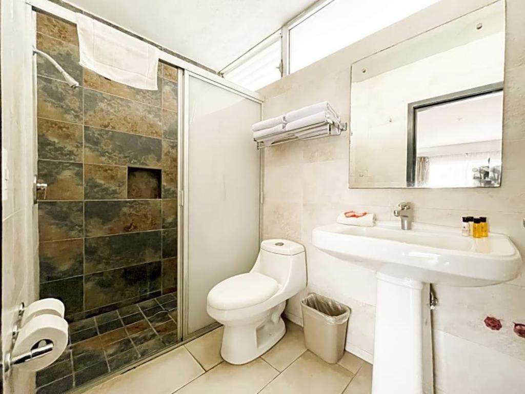 Hotel Portonovo Plaza Expo Zapopan Kültér fotó