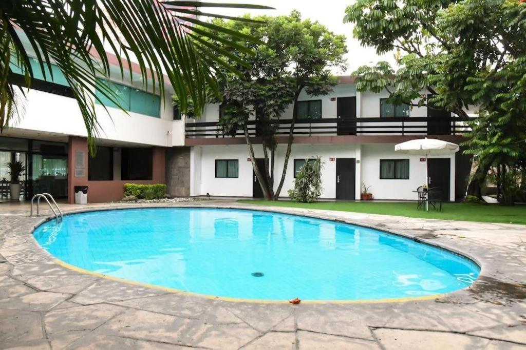 Hotel Portonovo Plaza Expo Zapopan Kültér fotó