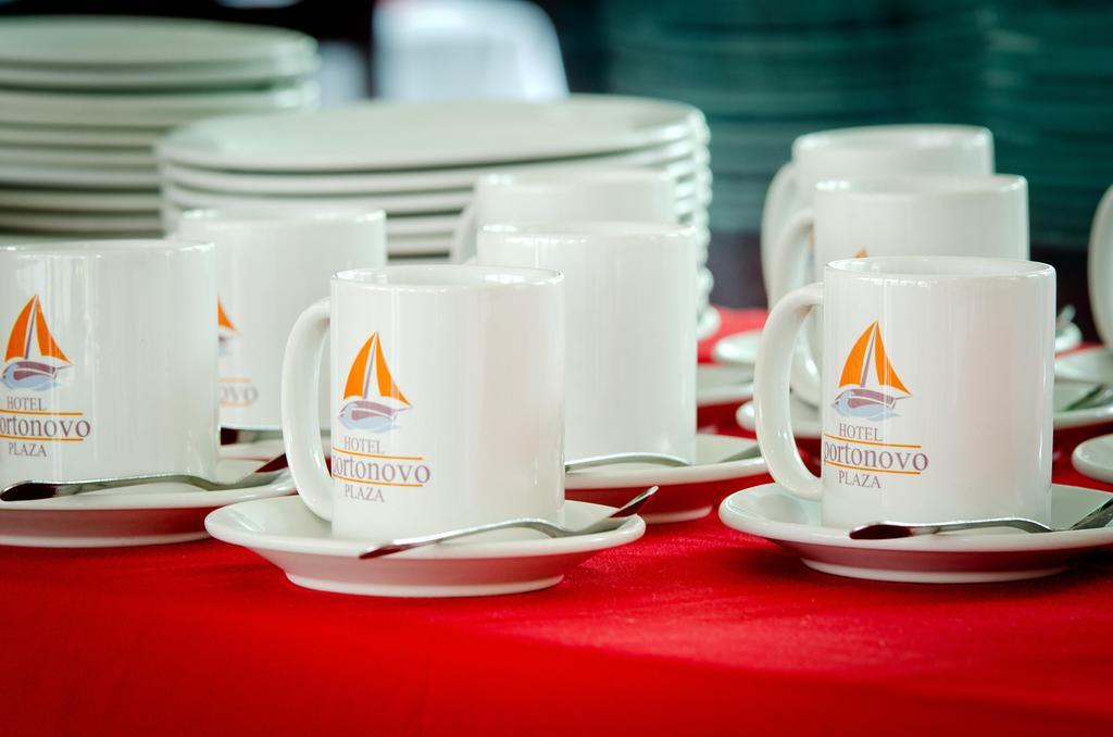 Hotel Portonovo Plaza Expo Zapopan Kültér fotó